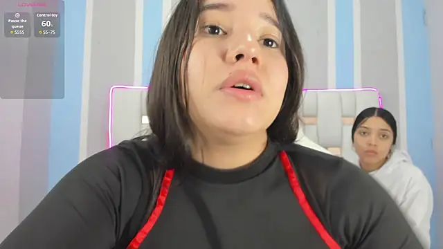 elenacooper1 online show from November 15, 2025, 7:21 pm