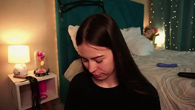 ywixos online show from April 20, 2026, 12:30 pm