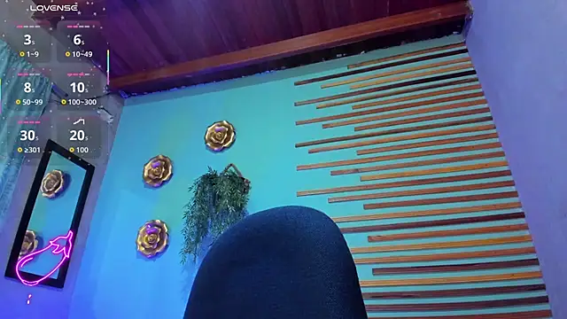 jharol cardonaa online show from October 10, 2025, 1:15 am