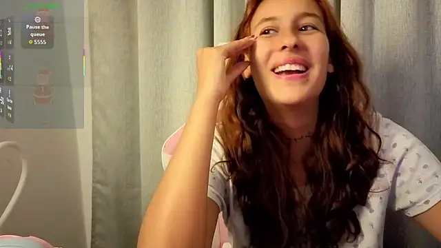 Snapshot of allysy_nc chatting on December 5, 2025, 3:48 am allysy nc online show from December 5, 2025, 3:48 am