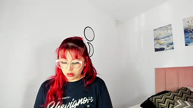 Maddy Mills online show from April 22, 2026, 6:53 pm