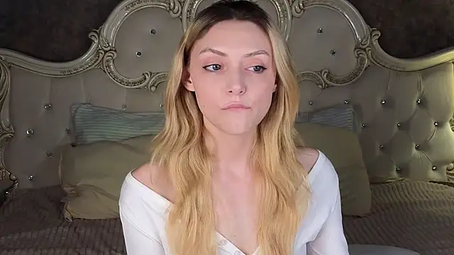 CindyFors online show from September 25, 2025, 9:29 pm