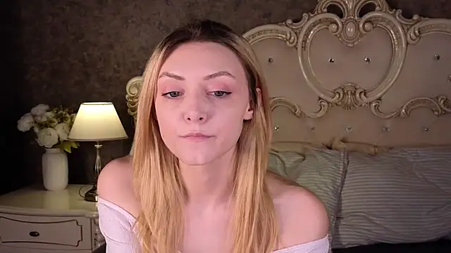 CindyFors online show from September 26, 2025, 8:57 pm