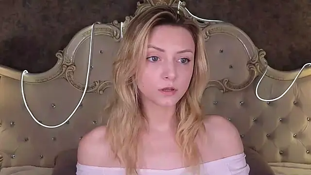 CindyFors online show from October 15, 2025, 8:53 pm