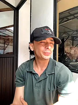 Jacobs0 online show from October 25, 2025, 3:07 pm