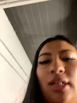 Snapshot of Issa_Santana chatting on January 9, 2026, 3:15 pm Issa Santana online show from January 9, 2026, 3:15 pm