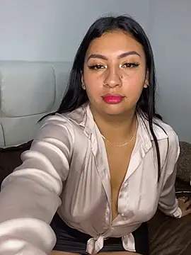 Snapshot of Issa_Santana chatting on March 2, 2026, 9:32 pm Issa Santana online show from March 2, 2026, 9:32 pm