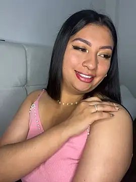 Snapshot of Issa_Santana chatting on July 5, 2026, 5:20 pm Issa Santana online show from July 5, 2026, 5:20 pm