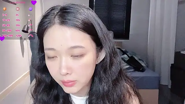 NiNi-baby520 online show from September 27, 2025, 7:13 am