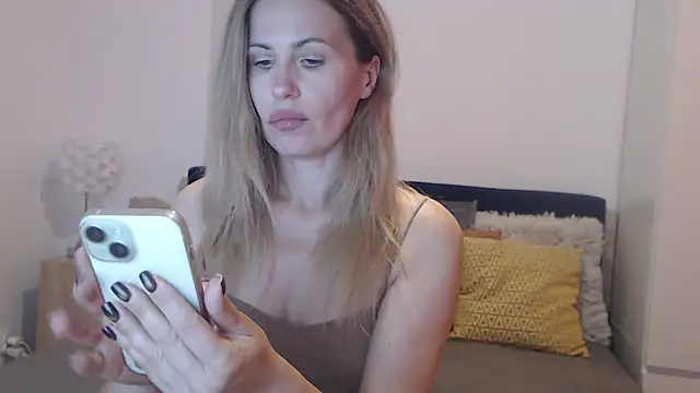 Snapshot of Lika_Soul chatting on July 24, 2026, 3:54 pm Lika Soul online show from July 24, 2026, 3:54 pm