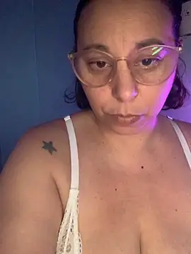 Snapshot of LupeLok chatting on October 11, 2025, 10:30 pm LupeLok online show from October 11, 2025, 10:30 pm