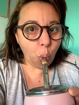 Snapshot of LupeLok chatting on October 19, 2025, 2:29 pm LupeLok online show from October 19, 2025, 2:29 pm