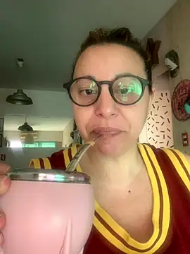 Snapshot of LupeLok chatting on November 12, 2025, 1:44 pm LupeLok online show from November 12, 2025, 1:44 pm