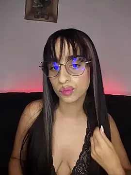 issis22 online show from September 22, 2025, 2:02 am