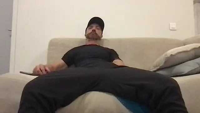 Zaak91190 online show from November 29, 2025, 4:54 pm