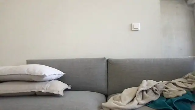 Zaak91190 online show from March 9, 2026, 9:35 am