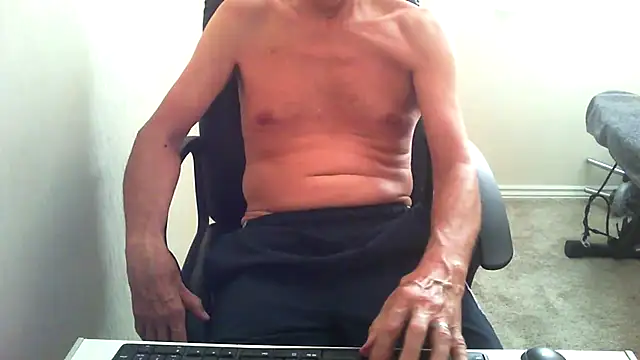 Snapshot of rogpb chatting on June 26, 2026, 4:44 pm rogpb online show from June 26, 2026, 4:44 pm
