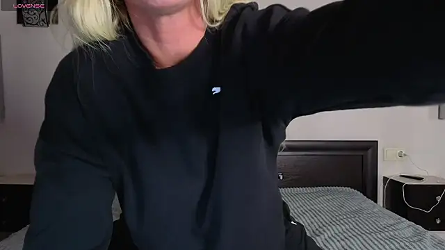 Whiteflower xo online show from February 2, 2026, 6:34 am