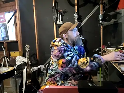 thejuicybacon online show from April 2, 2026, 11:52 am