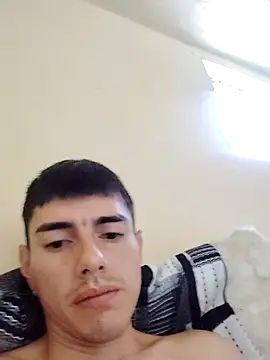 La Cosita 69 online show from February 17, 2026, 2:13 pm