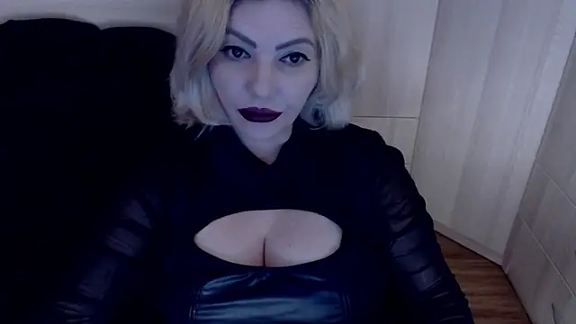 Snapshot of demisweet chatting on May 18, 2026, 10:15 pm demisweet online show from May 18, 2026, 10:15 pm