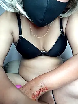 LushVamp online show from April 1, 2026, 1:41 pm