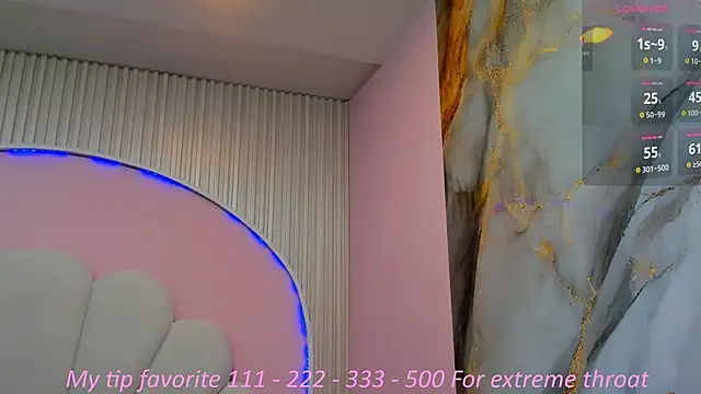 hinata dolly online show from October 5, 2025, 8:12 am