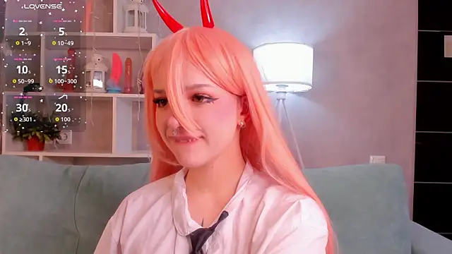 Molly Platt online show from October 28, 2025, 9:24 am