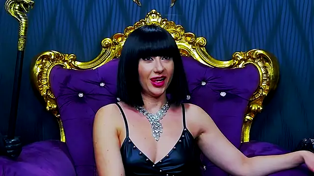 LaraMaeve online show from November 7, 2025, 6:13 am