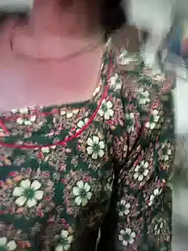 aunty sumy online show from September 19, 2025, 11:00 am