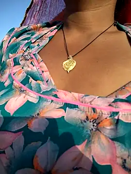 aunty sumy online show from April 21, 2026, 1:42 am