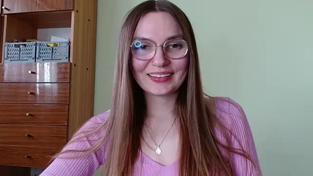 LooveELLYx online show from March 23, 2026, 2:32 pm