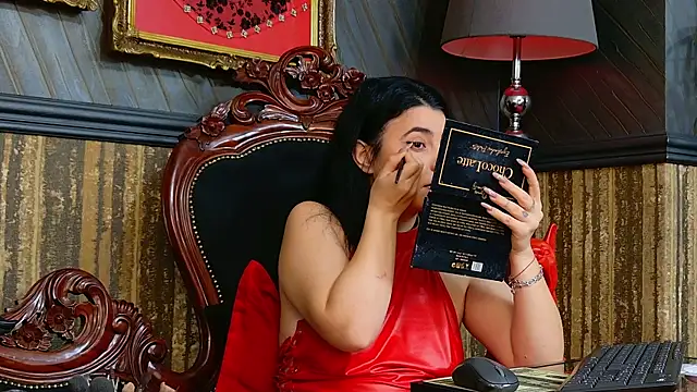 MistressEly online show from December 2, 2025, 7:03 am