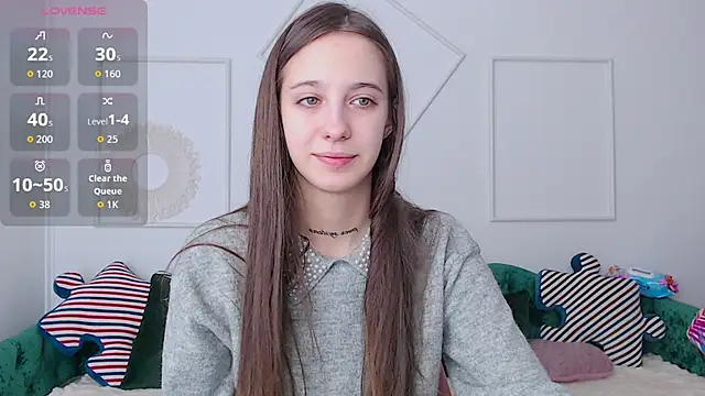 Little cherryy   online show from September 25, 2025, 6:39 am