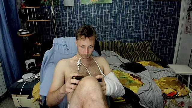 CuteBoy228 online show from June 4, 2026, 9:10 pm