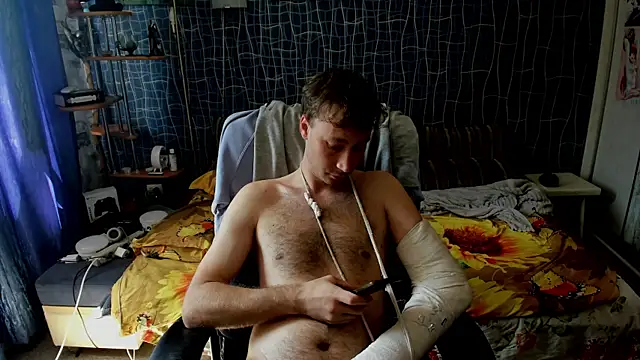 CuteBoy228 online show from June 9, 2026, 7:42 am