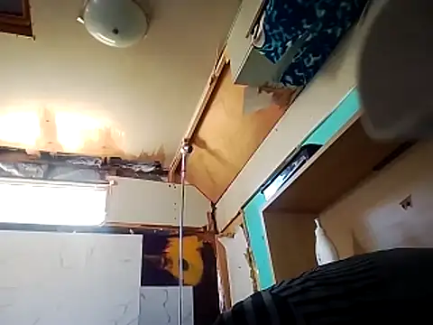 straightozgoesdwn online show from April 25, 2026, 1:52 am