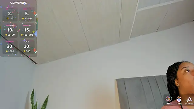 Sophia Ebony online show from October 18, 2025, 12:17 pm