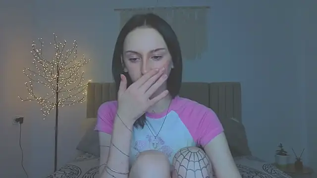 Little moly999 online show from December 4, 2025, 10:40 pm