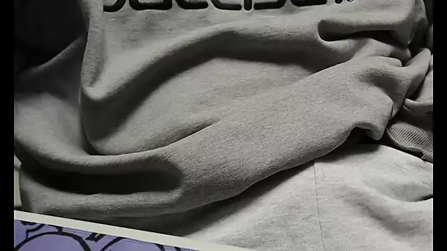 yungdboiy online show from September 16, 2025, 1:23 pm