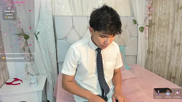 Thiago Kozak online show from November 17, 2025, 1:28 pm