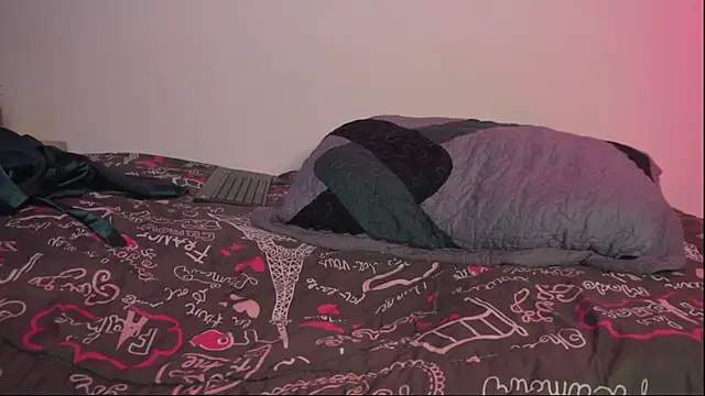 pocahotass 11 online show from October 3, 2025, 11:40 am