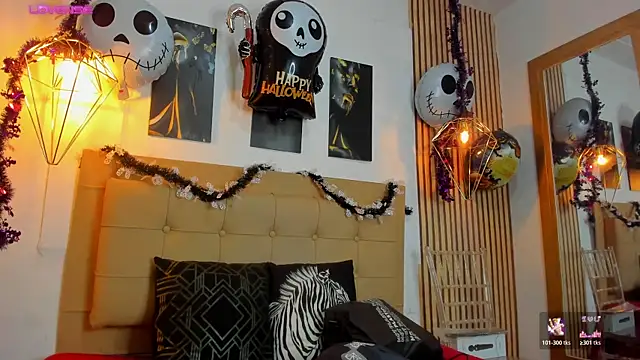 Snapshot of alesziarose chatting on October 27, 2025, 7:40 pm alesziarose online show from October 27, 2025, 7:40 pm