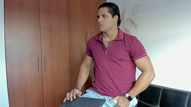 Evansdark1 online show from October 12, 2025, 9:47 pm