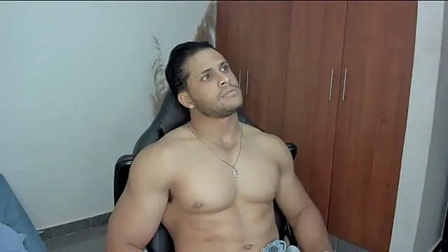 Evansdark1 online show from May 15, 2026, 11:01 pm