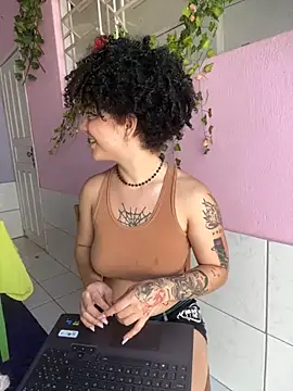 CamillyBlum online show from September 12, 2025, 3:23 pm