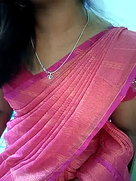 Snapshot of Laxmipriyatamil chatting on May 14, 2026, 12:06 am Laxmipriyatamil online show from May 14, 2026, 12:06 am