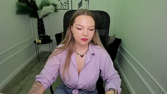 MariaRobinsone online show from November 29, 2025, 11:24 am