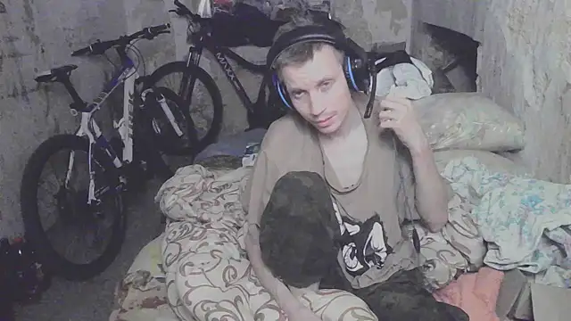 makarov1993 online show from September 25, 2025, 7:56 am