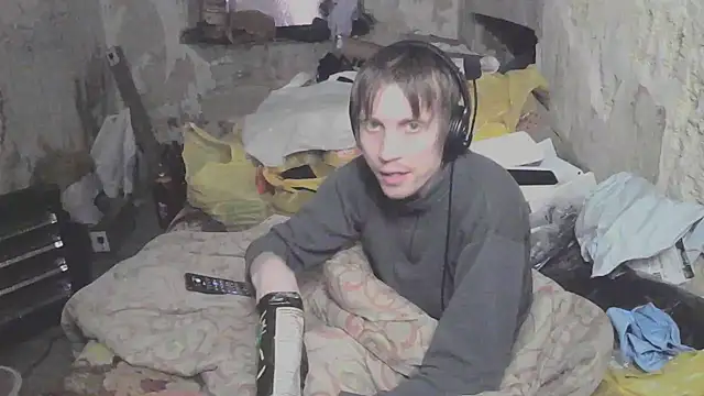 makarov1993 online show from April 12, 2026, 11:26 am